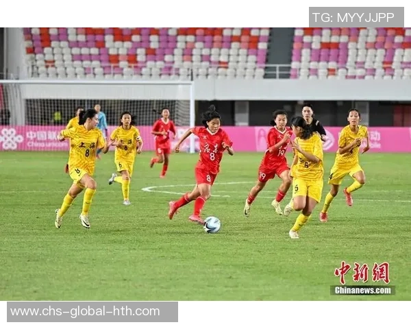 花季少女们在十五运会U16女足决赛中展现拼搏精神与团队力量的精彩瞬间